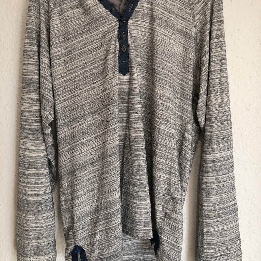 Foreign Exchange Long Sleeve Stretch Hoodie Shirt